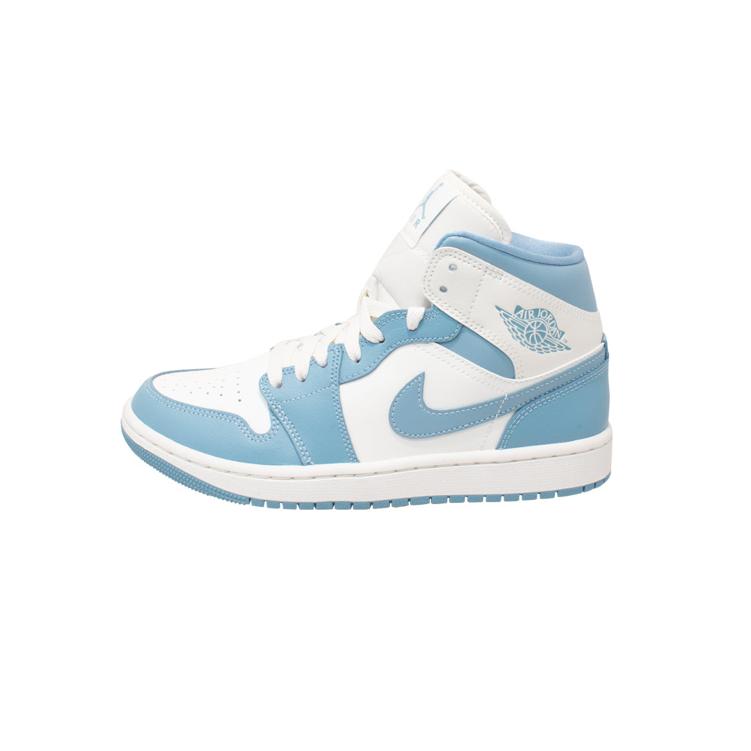 Air Jordan 1 Retro UNC