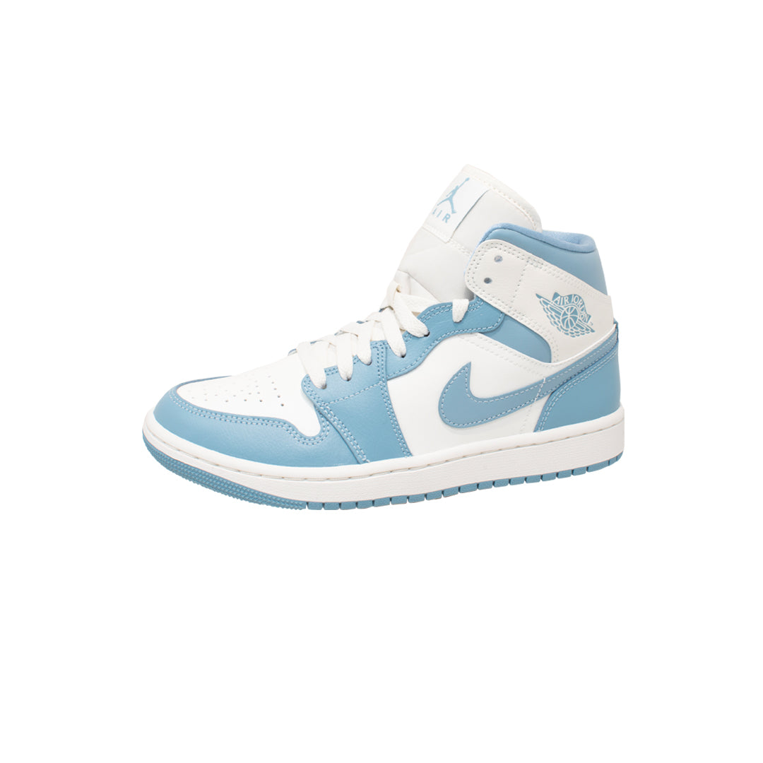Air Jordan 1 Retro UNC