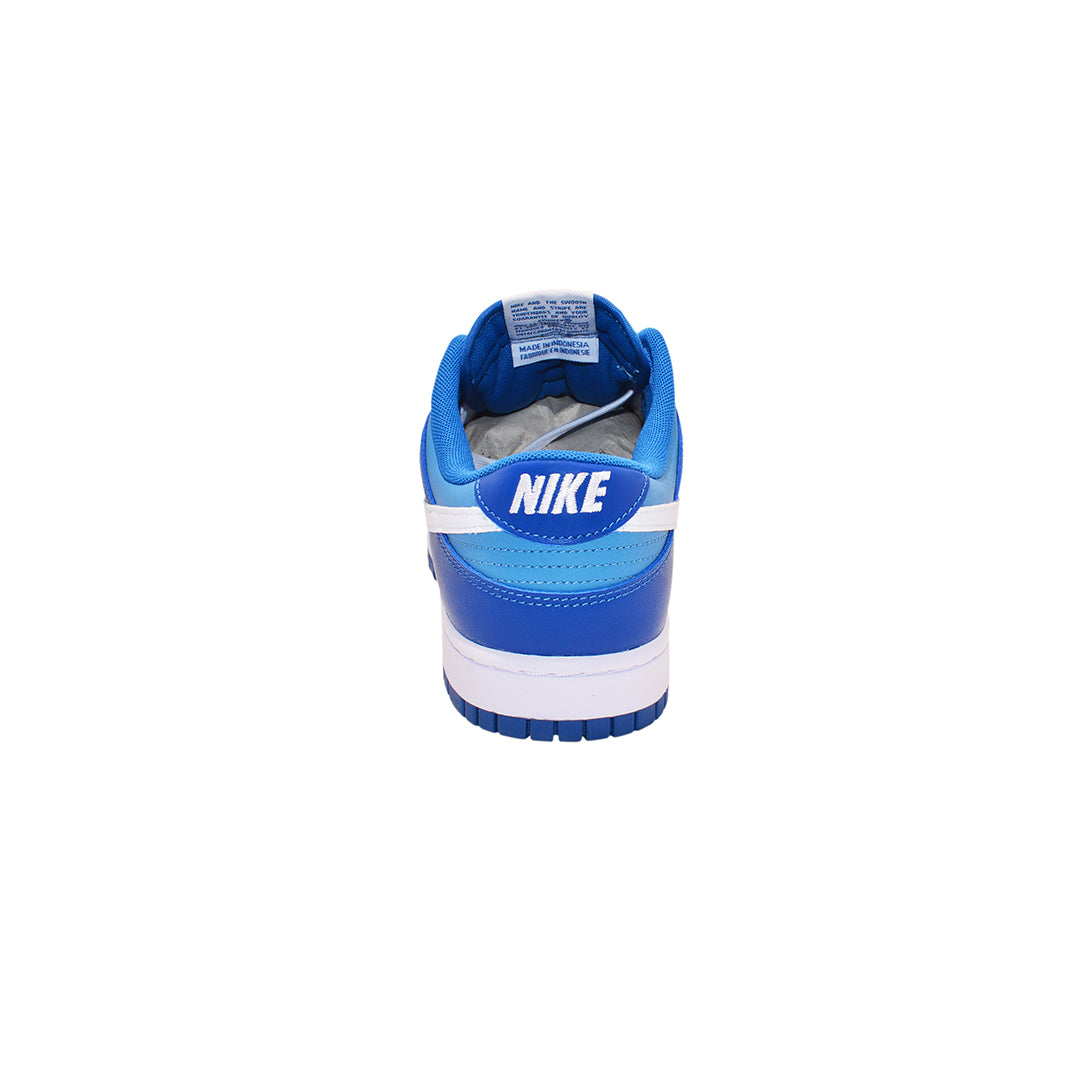 Nike Dunk in Dark Marina Blue